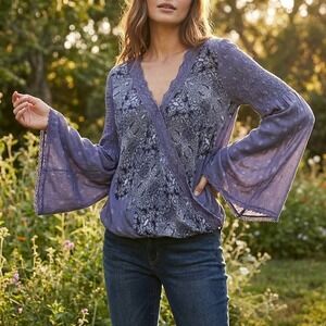 Clover + Scout‎ Top Womens Medium Blue Paisley Boho Festival Cottagecore Fairy